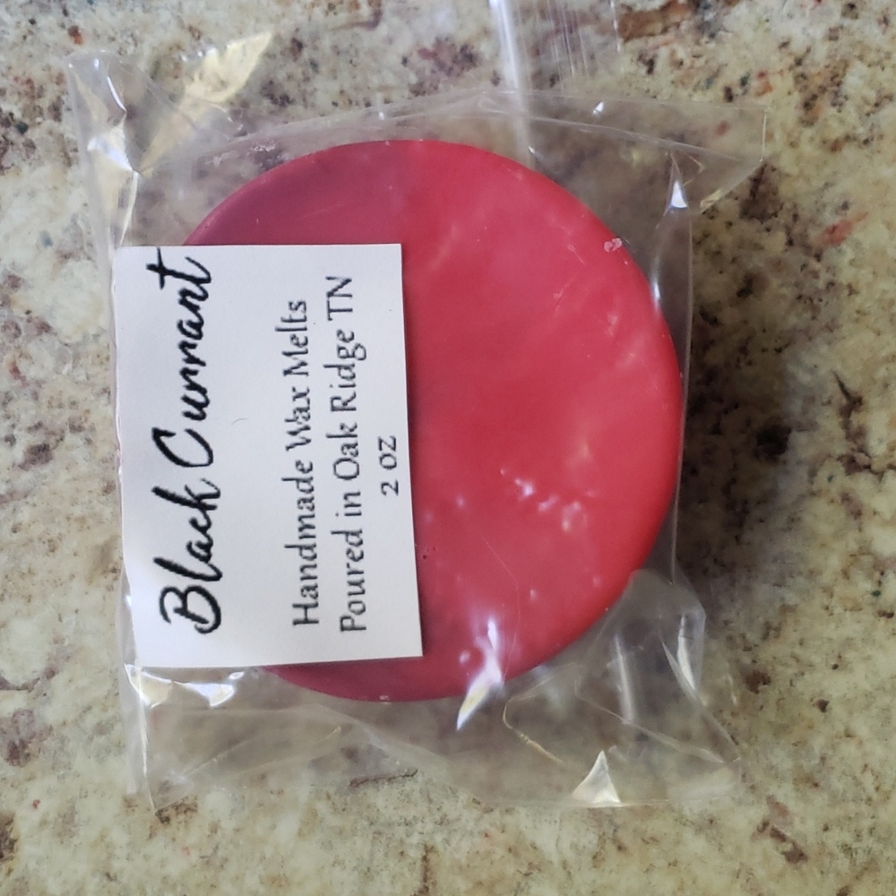 Black Currant Wax Melt Clamshell